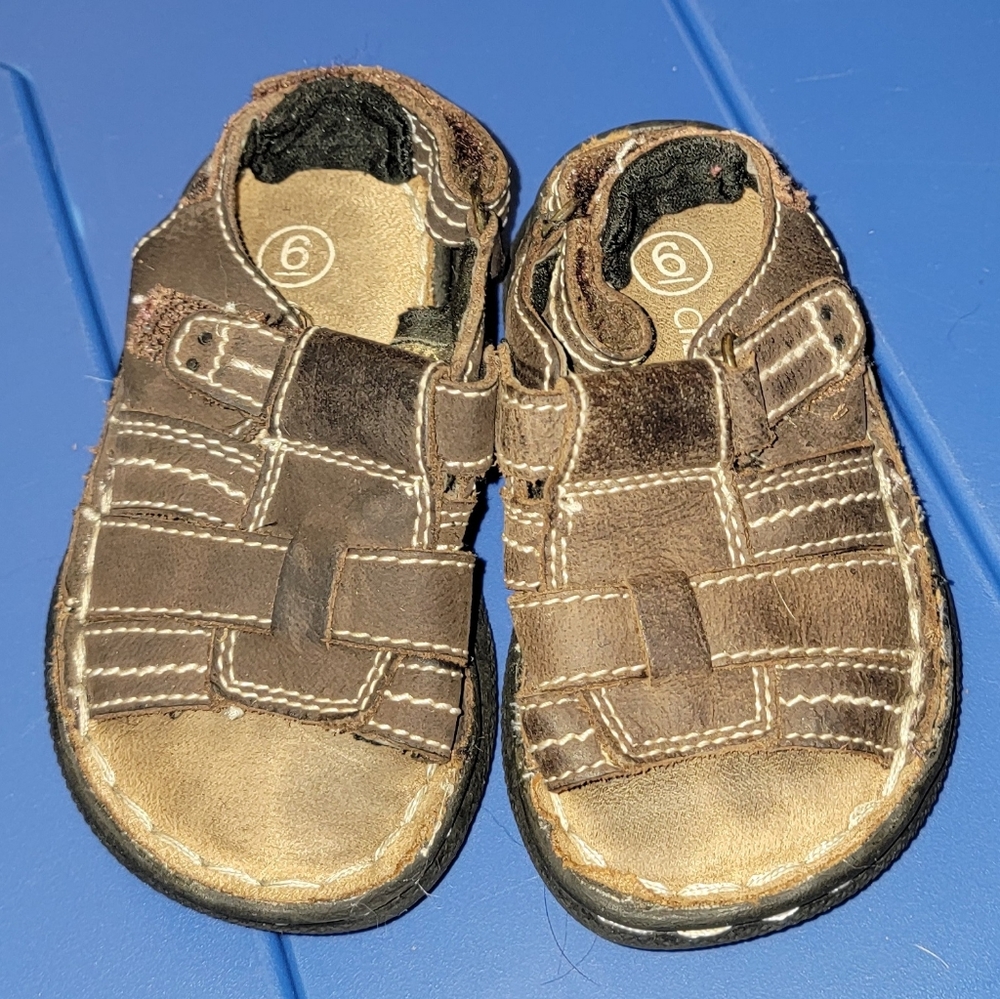 Cherokee brown baby sandles